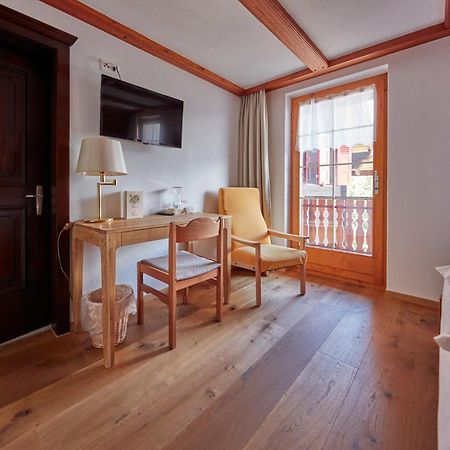 Hotel Alpenblick Zeneggen Eksteriør bilde