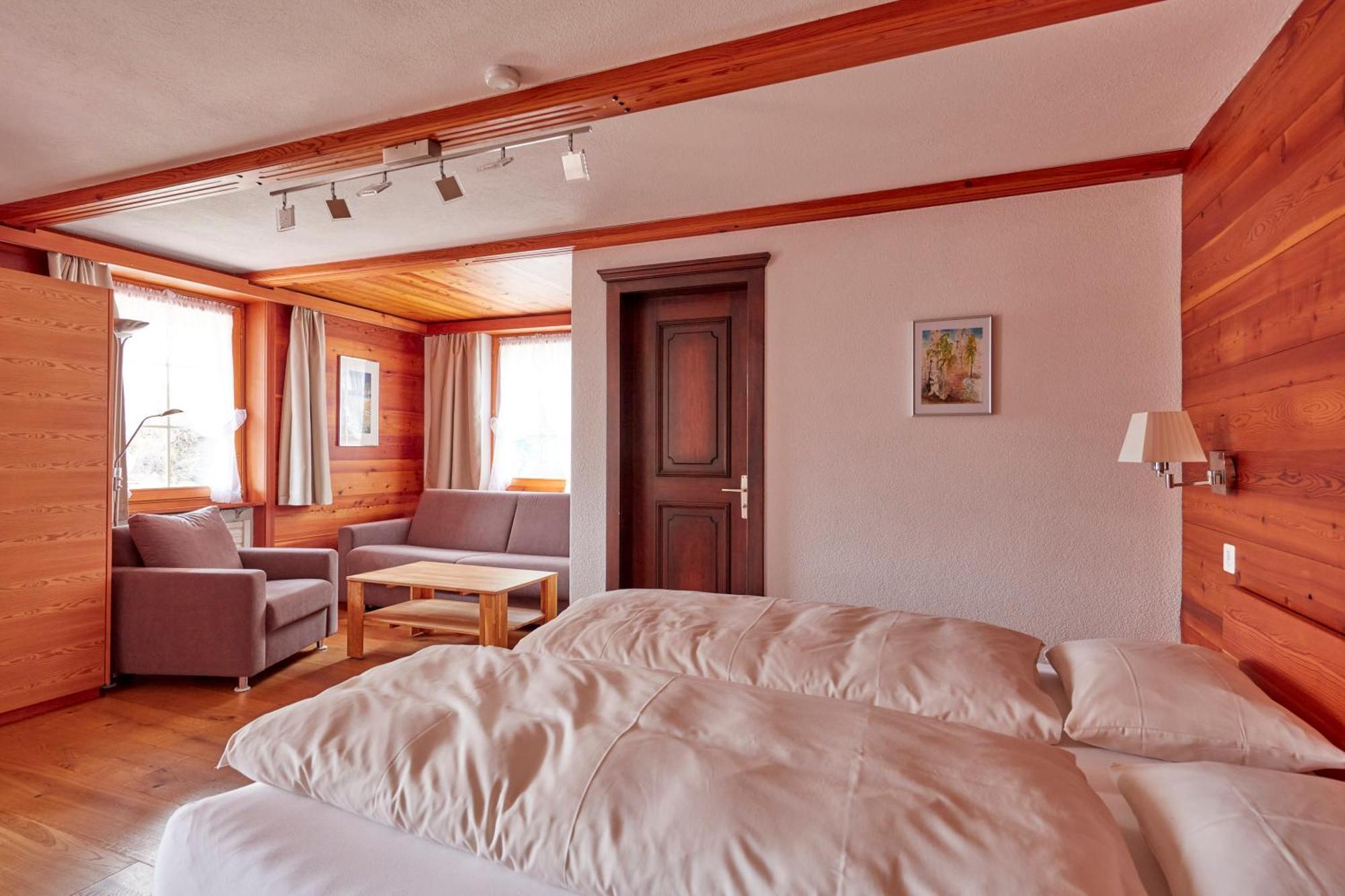 Hotel Alpenblick Zeneggen Eksteriør bilde