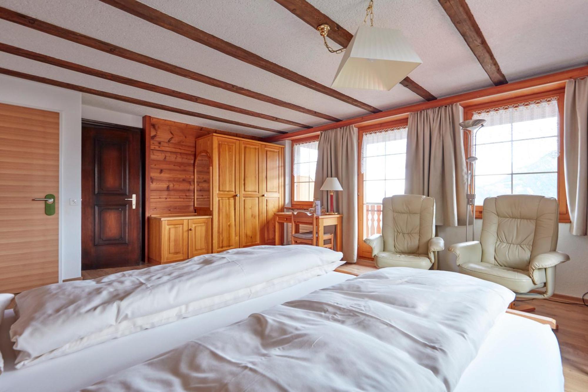 Hotel Alpenblick Zeneggen Eksteriør bilde