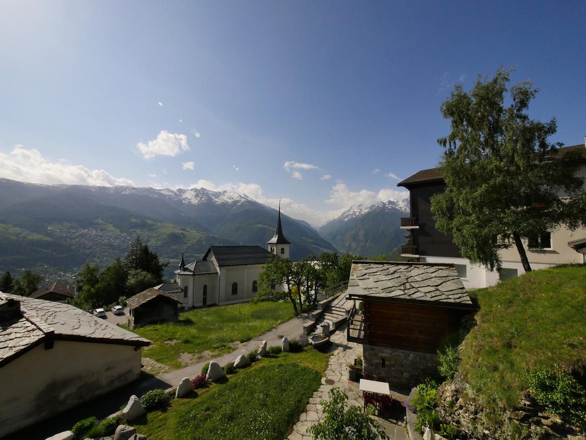 Hotel Alpenblick Zeneggen Eksteriør bilde